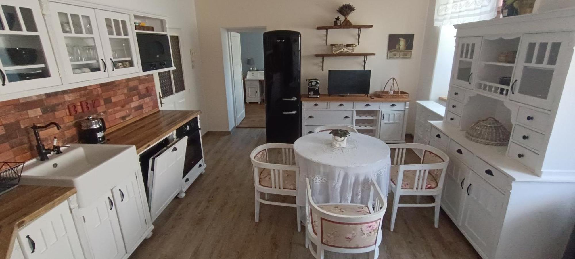 Apartment Ve Mlyne Teplice nad Metují 客房 照片